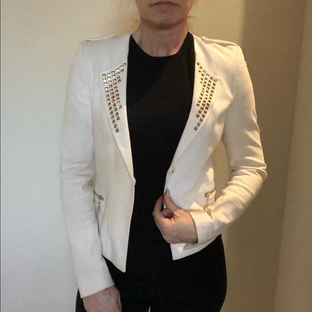 Cream cotton blazer gold studs